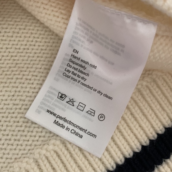 NWT Perfect moment frostine ski sweater in red/Snow White/navy - Picture 8 of 11